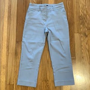 Women’s size 4 Reitman’s grey capris dress pants